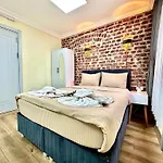 Апарт-отель Golden La Vista Taksim Стамбул