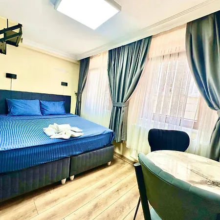 Golden La Vista Taksim 4*