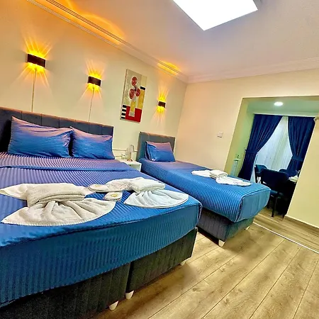 Golden La Vista Taksim 4*