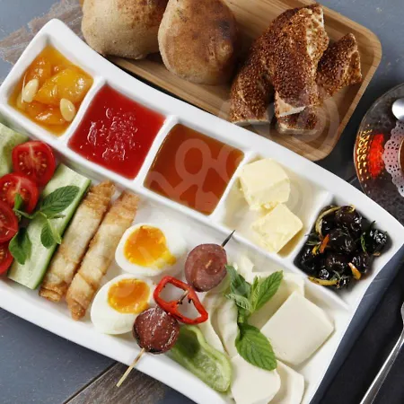 Golden La Vista Taksim 아파트호텔 4*